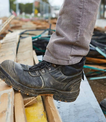 Bild: Arbeitssocken gegen Schweißfüße