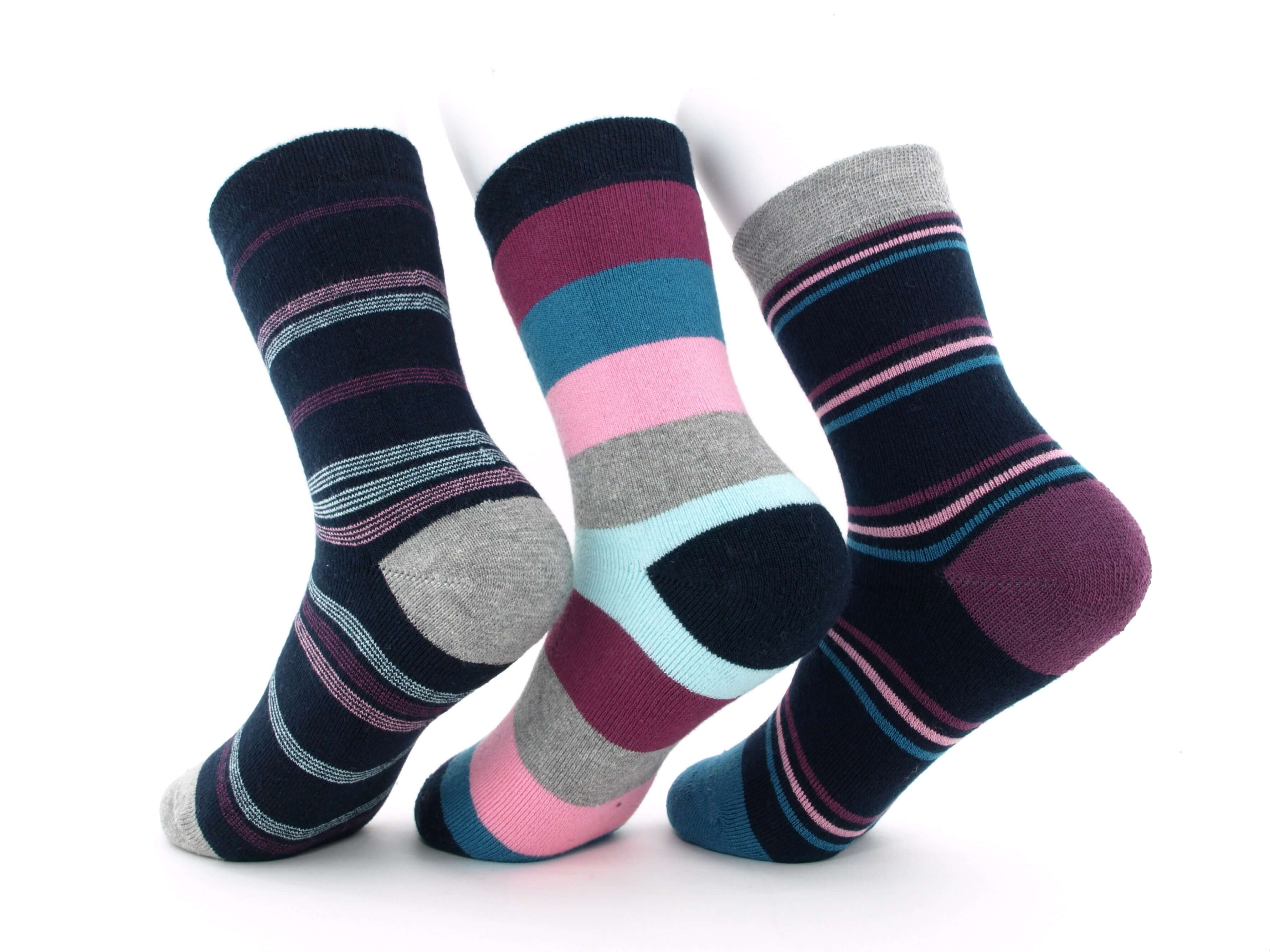 Bild: Warme Kindersocken lila 2